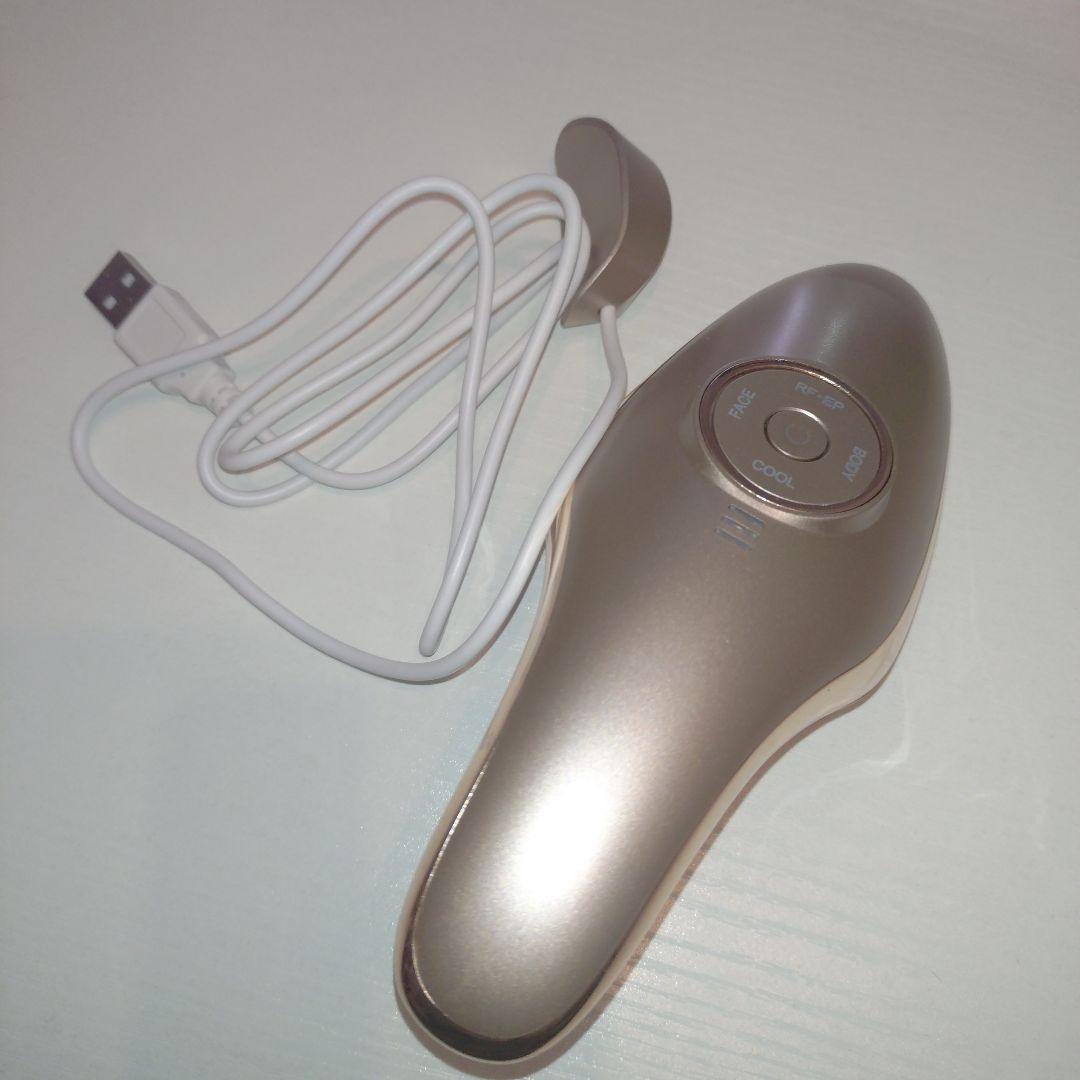 IKKOプロデュース MEラボンエクラ 美顔器