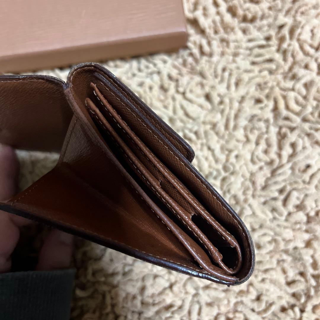 ルイ・ヴィトン　モノグラム　ポルトモネ・ビエ・カルトクレディ　Wホック　三つ折り