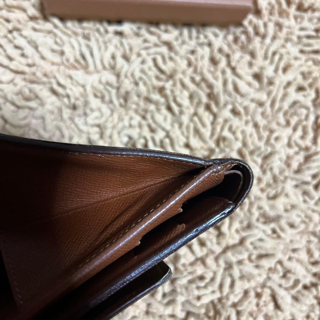 ルイ・ヴィトン　モノグラム　ポルトモネ・ビエ・カルトクレディ　Wホック　三つ折り