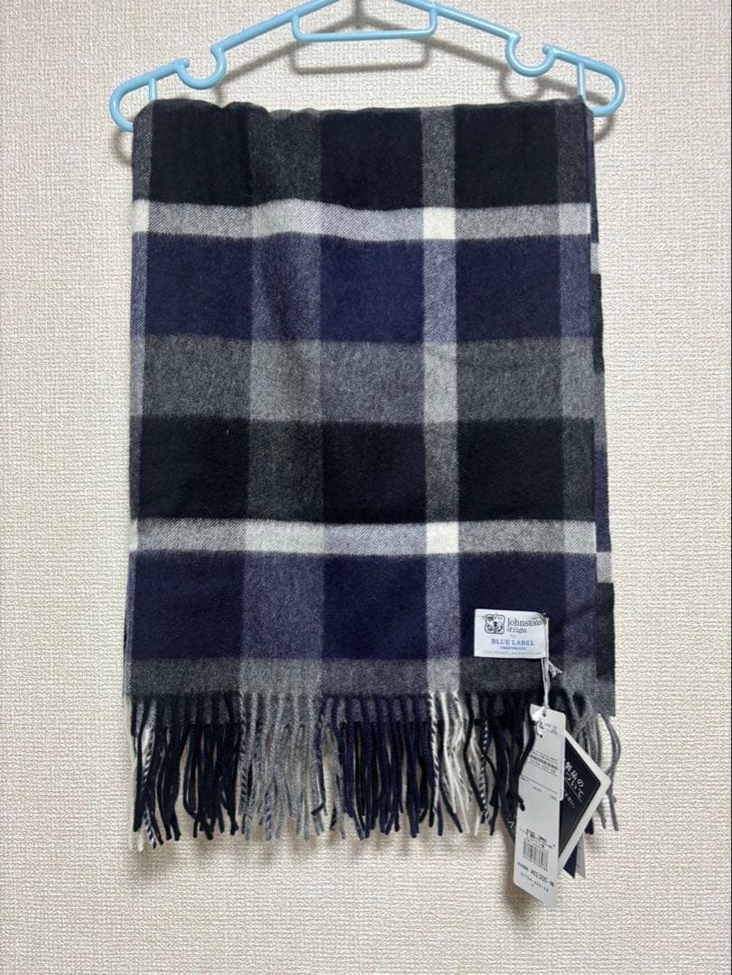 【新品、未使用、タグ付き】ジョンストンズ、カシミヤ100%大判ストール