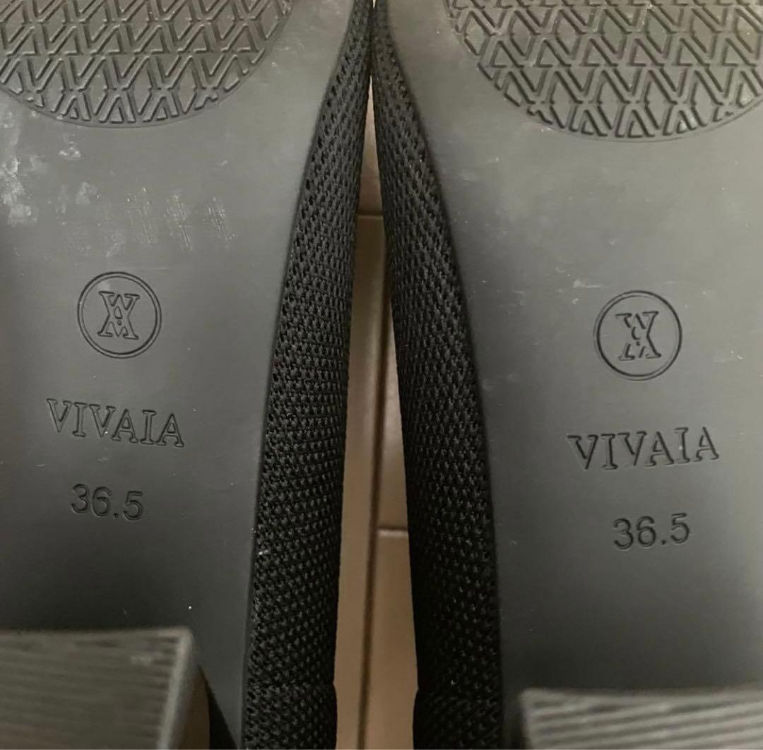 vivaia パンプス