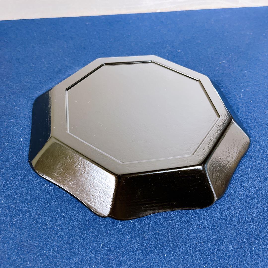 希少　一閑塗　輪花盆　安本表雲斉　勝利　干菓子器　老松　輪華盆　茶道具　漆器