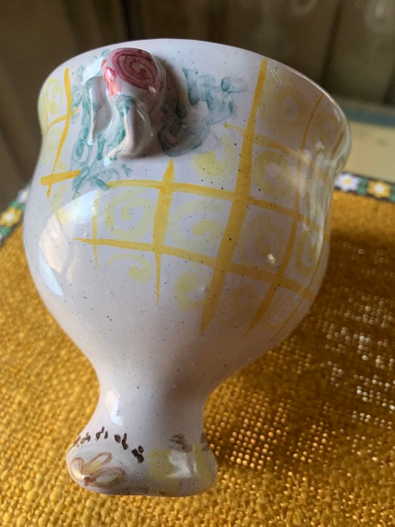 ビヨンヴィンブラッド　1953年スタジオ手書き一点物の作品カップ型女の子修復有り