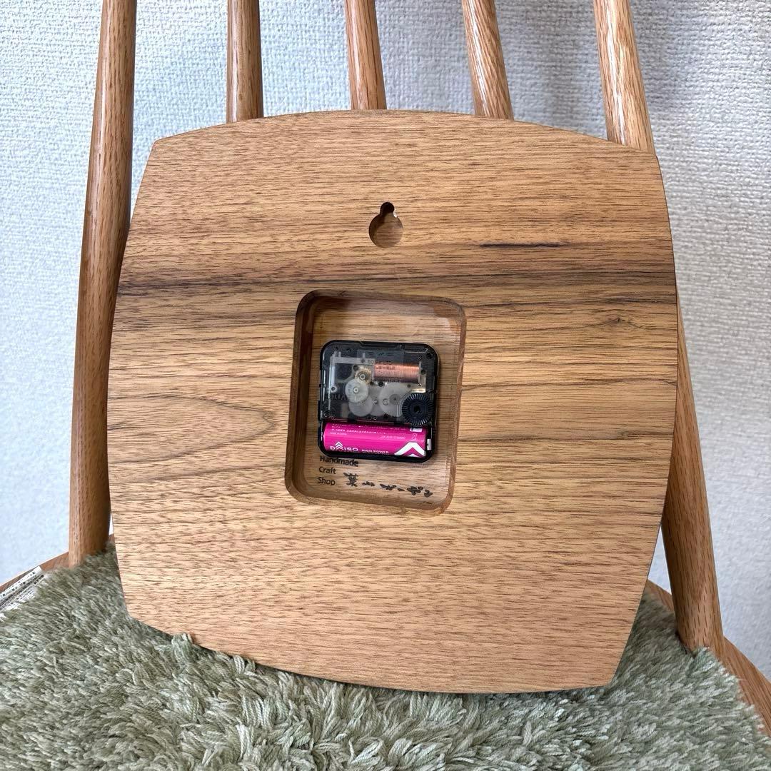 【美品】葉山ガーデン 壁掛け時計 一枚板時計 無垢材 葉山家具
