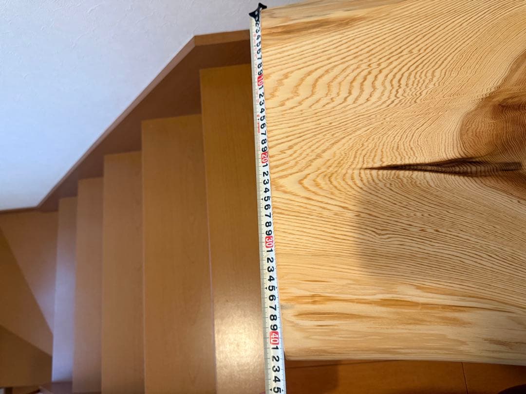天然杉一枚板でか節テーブル 両面使用可能蜜蝋クリーム仕上げ‼️