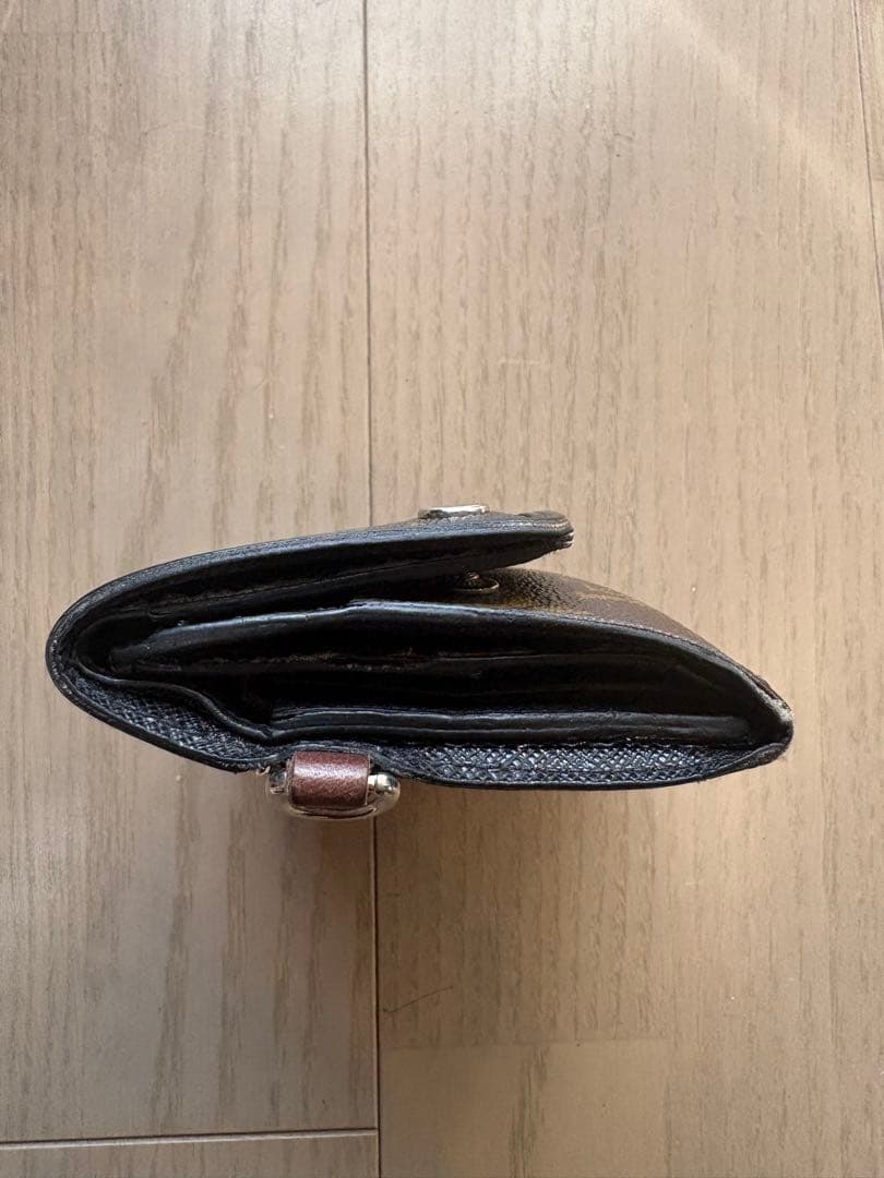 Louis Vuitton ルイ・ヴィトン 財布マカサーポルトフォイユコンパクト