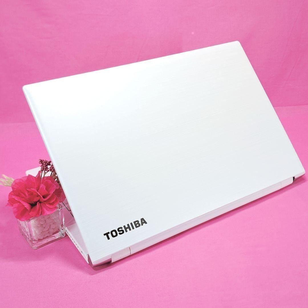 B23 東芝ダイナブックノートパソコン i3/SSD/4GB Windows11