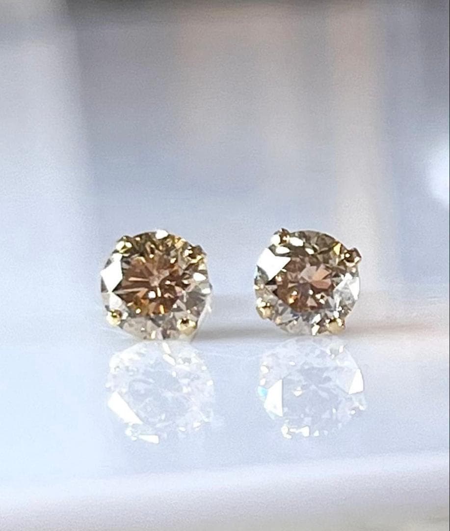 K18天然ダイヤモンド4本爪ピアス 計0.8ct ブラウン系 鑑別カード付き