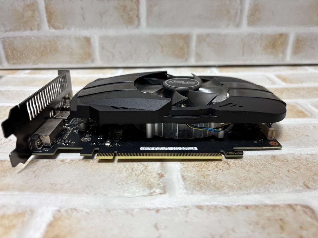 グラフィックボード・グラボ・ビデオカード ASUS GeForce GTX 1650 4GB