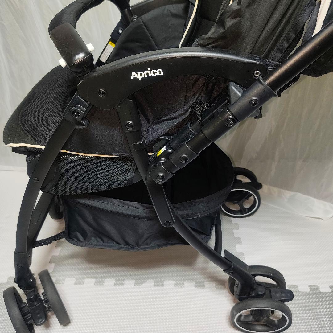 美品　Aprica アップリカ ラクーナクッション ベビーカー レザーハンドル