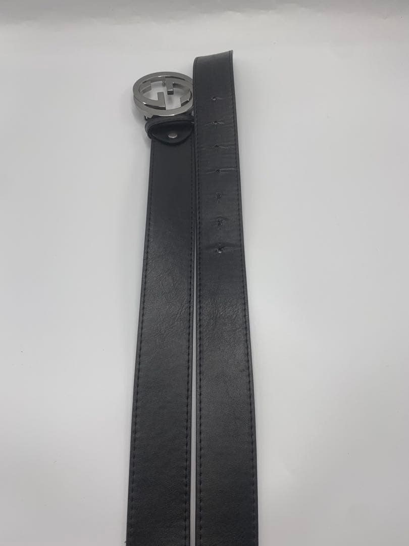 【グッチ　GUCCI ダブルGロゴ ブラックレザーベルト　シルバー