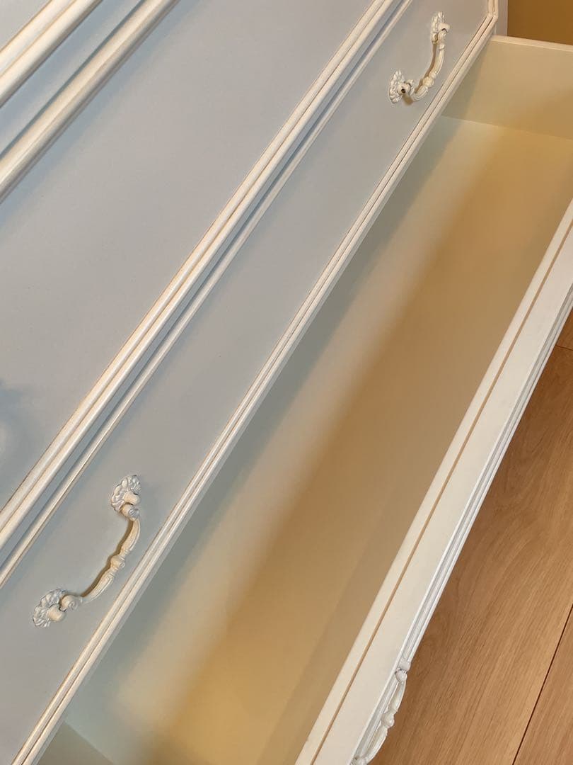 白家具★チェスト★姫系アンティーク風★ロマプリ