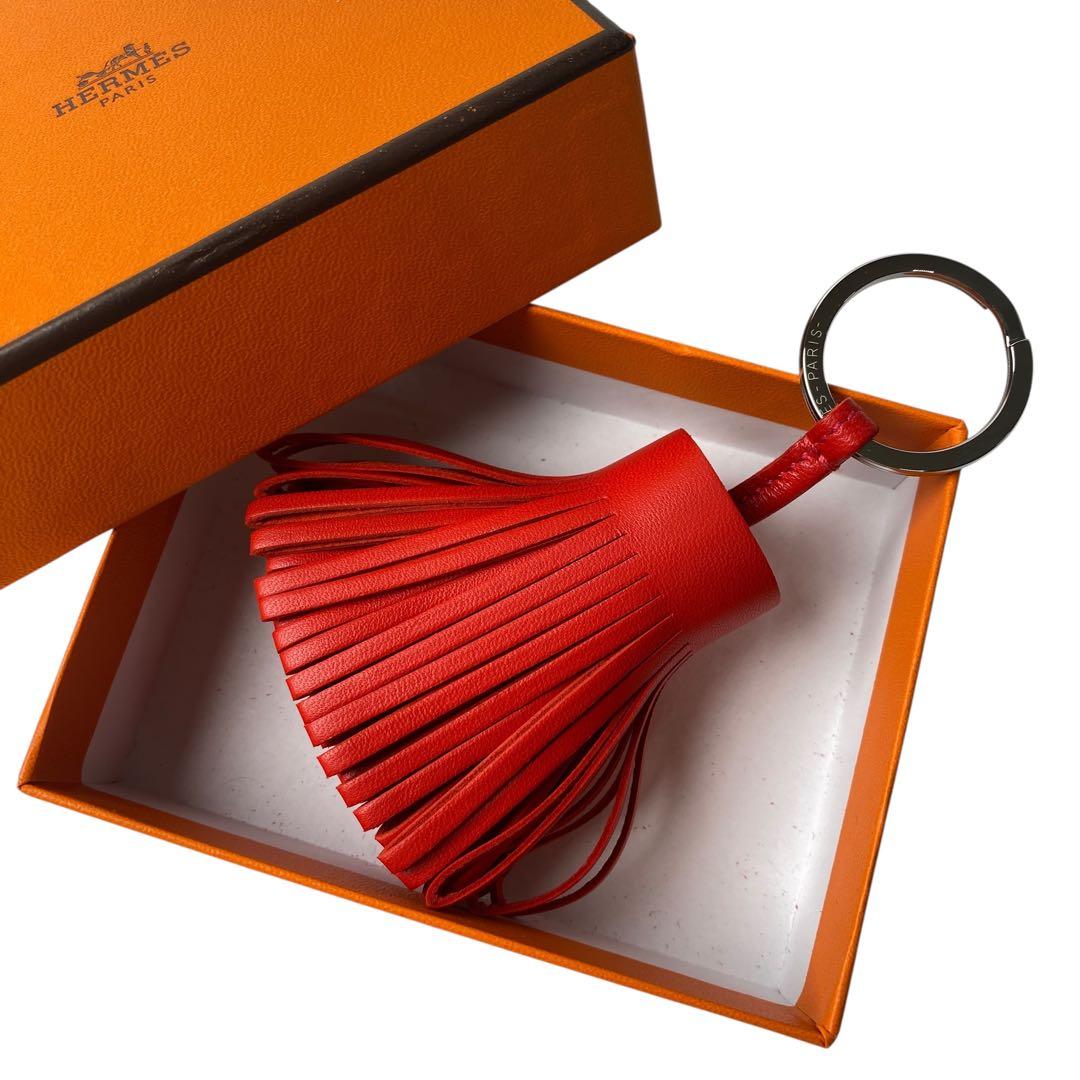 未使用 エルメス HERMES カルメン チャーム キーホルダー U刻印.