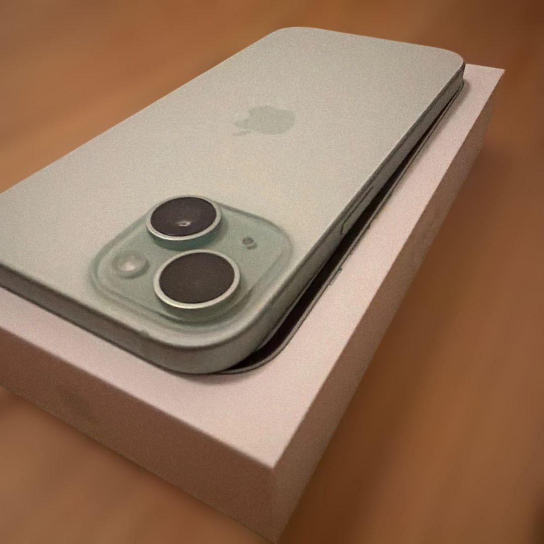 iPhone15 128GB グリーン