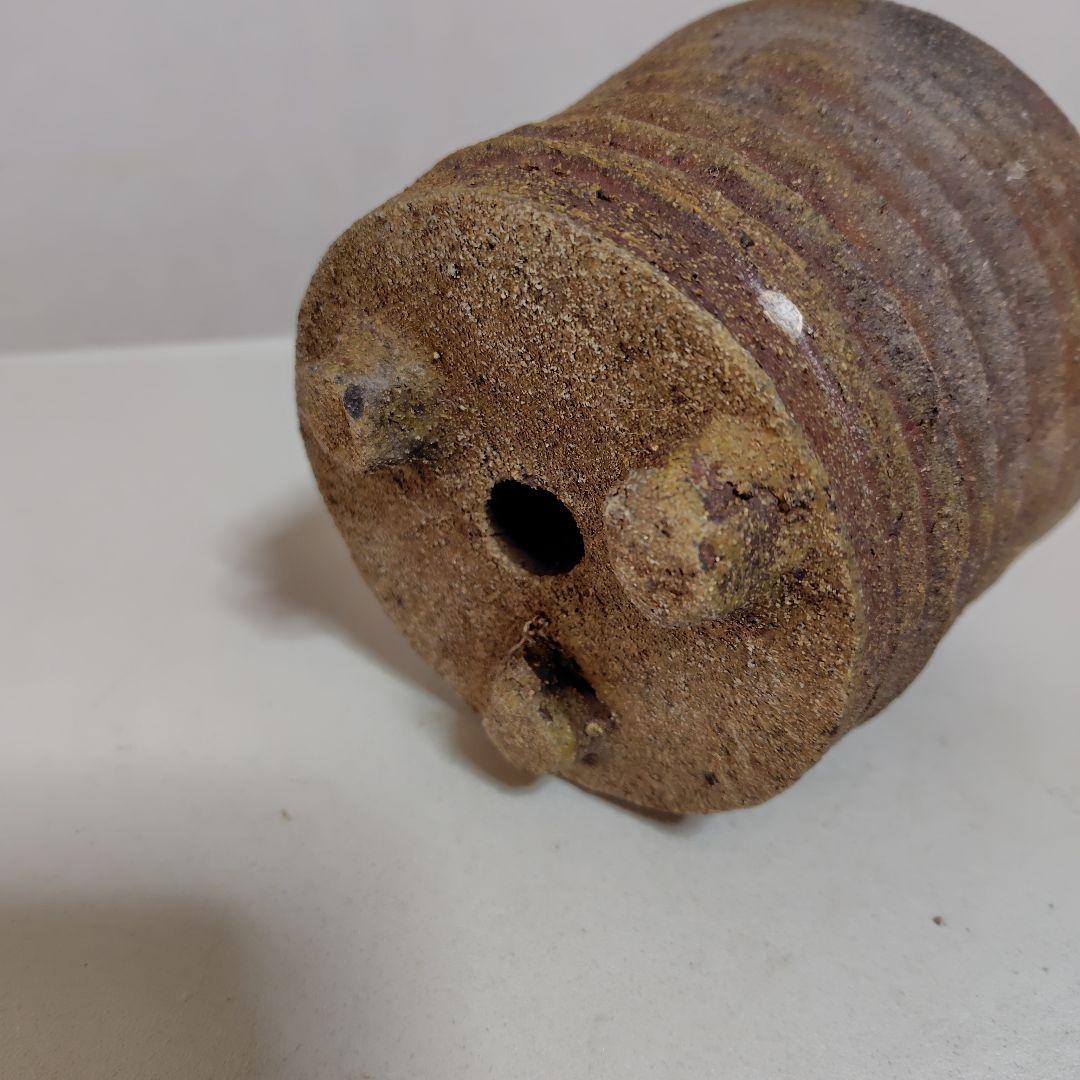 年代物、古い古鉢です。簡単に入手出来ません。実際に使用せず、鑑賞用