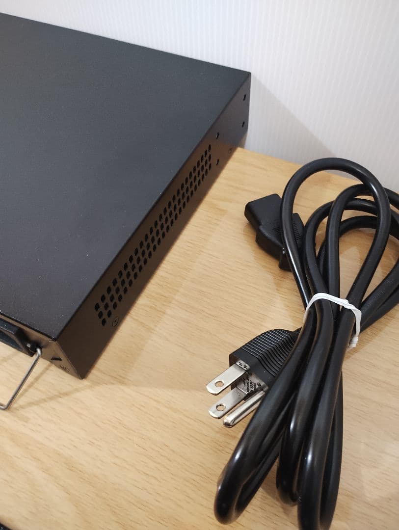 YAMAHA SWX2210-16Gスイッチングハブ　（2