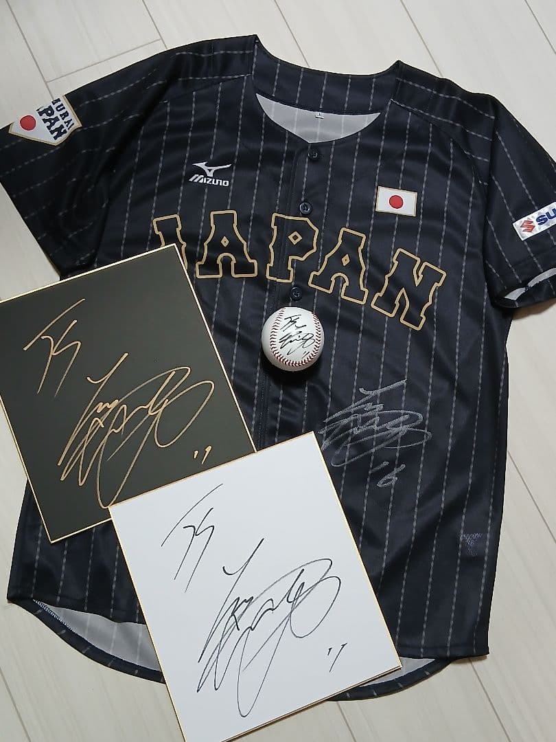 侍JAPAN　WBC 大谷翔平　直筆サインユニフォーム　ボール　色紙　3点セット