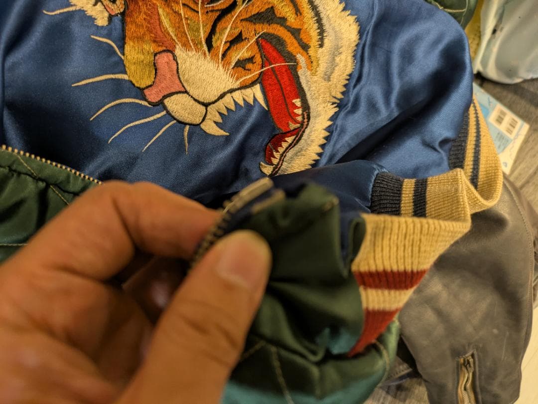 90s テーラー東洋スカジャン M品番 虎x鷲 リバーシブル Mサイズ虎刺繍