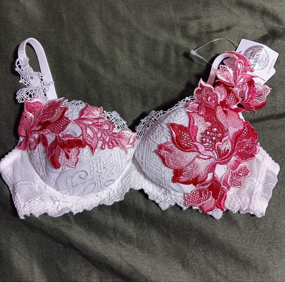 サルートBTJ404　04シリーズ