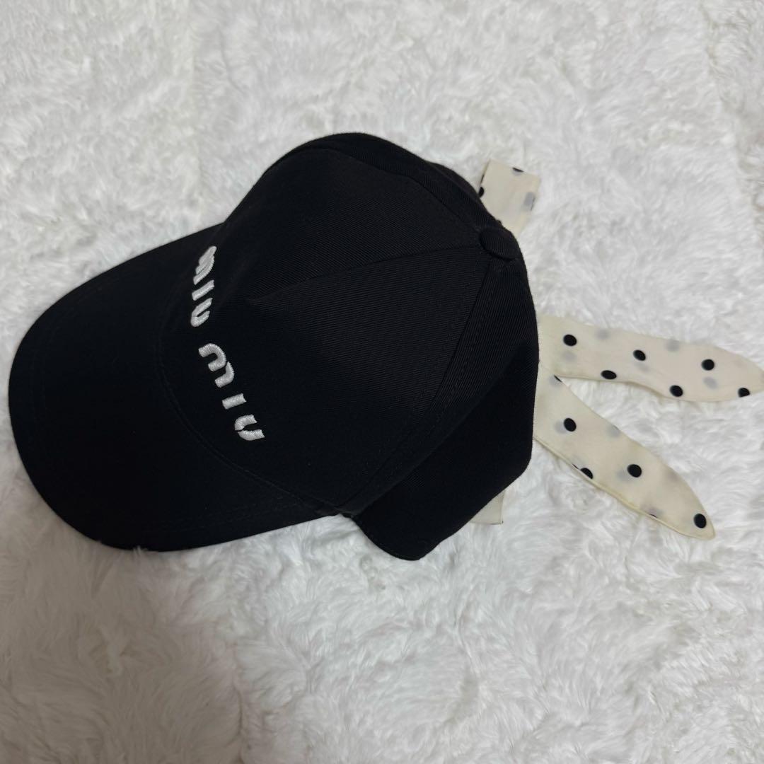 miu miu / ミュウミュウ　ブラック キャップ ドット リボン付き　帽子
