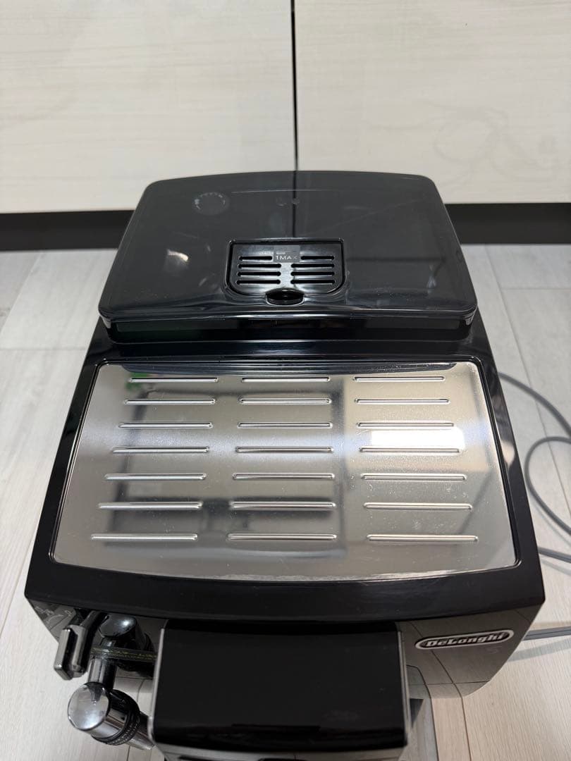 コーヒーメーカー・エスプレッソマシン De'Longhi Magnifica S