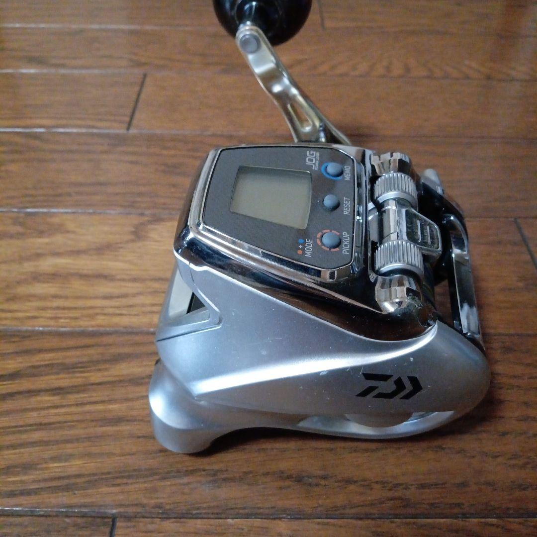 電動リール シルバー ゴールド