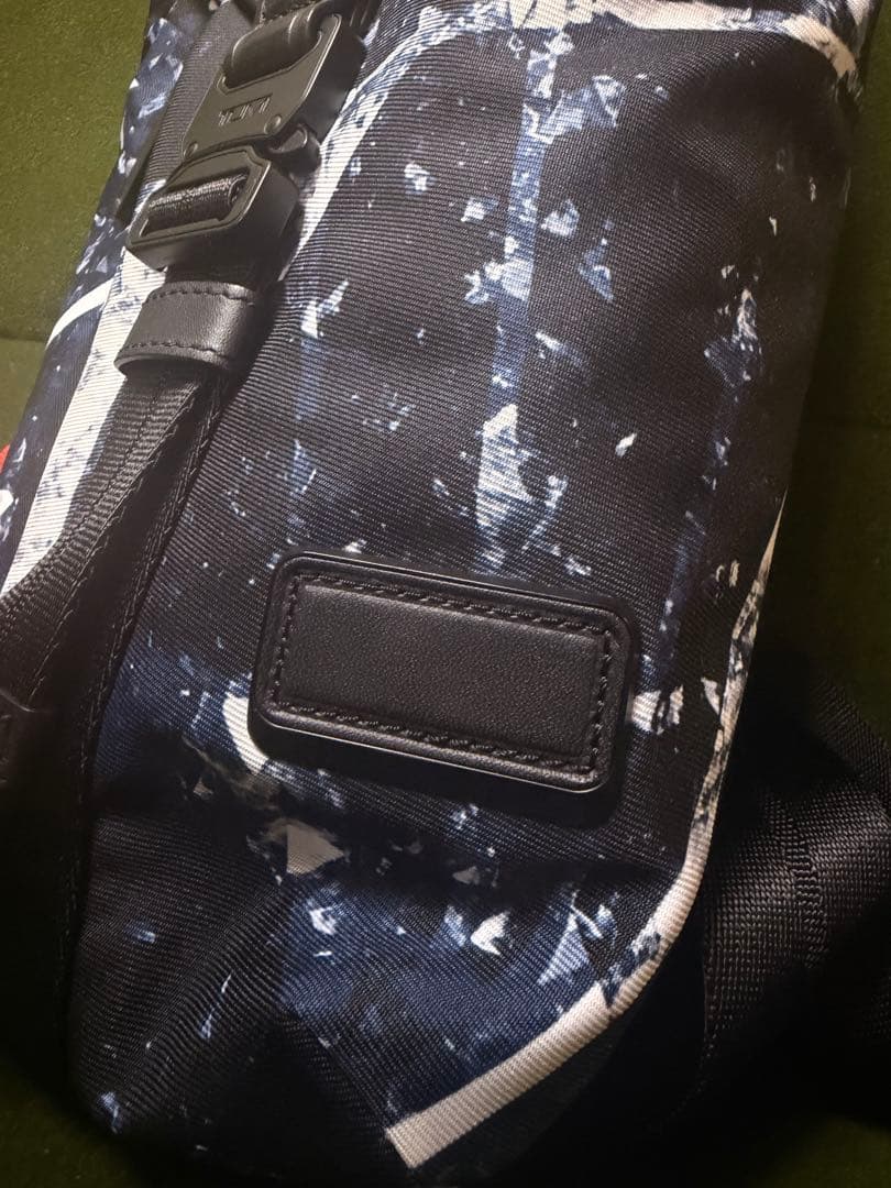 TUMI ボディバッグ BOZEMAN Tahoe ALPHA3 タホ