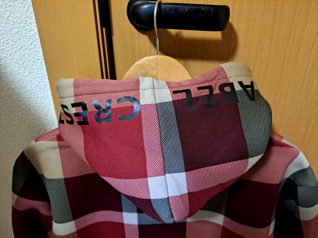 ギーさん専用　クレストチェックパーカー　ブラックレーベルクレストブリッジ