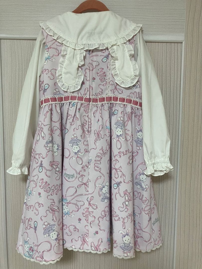 メゾピアノ　ウサギバレエ柄　ジャンパースカート　ブラウス　120