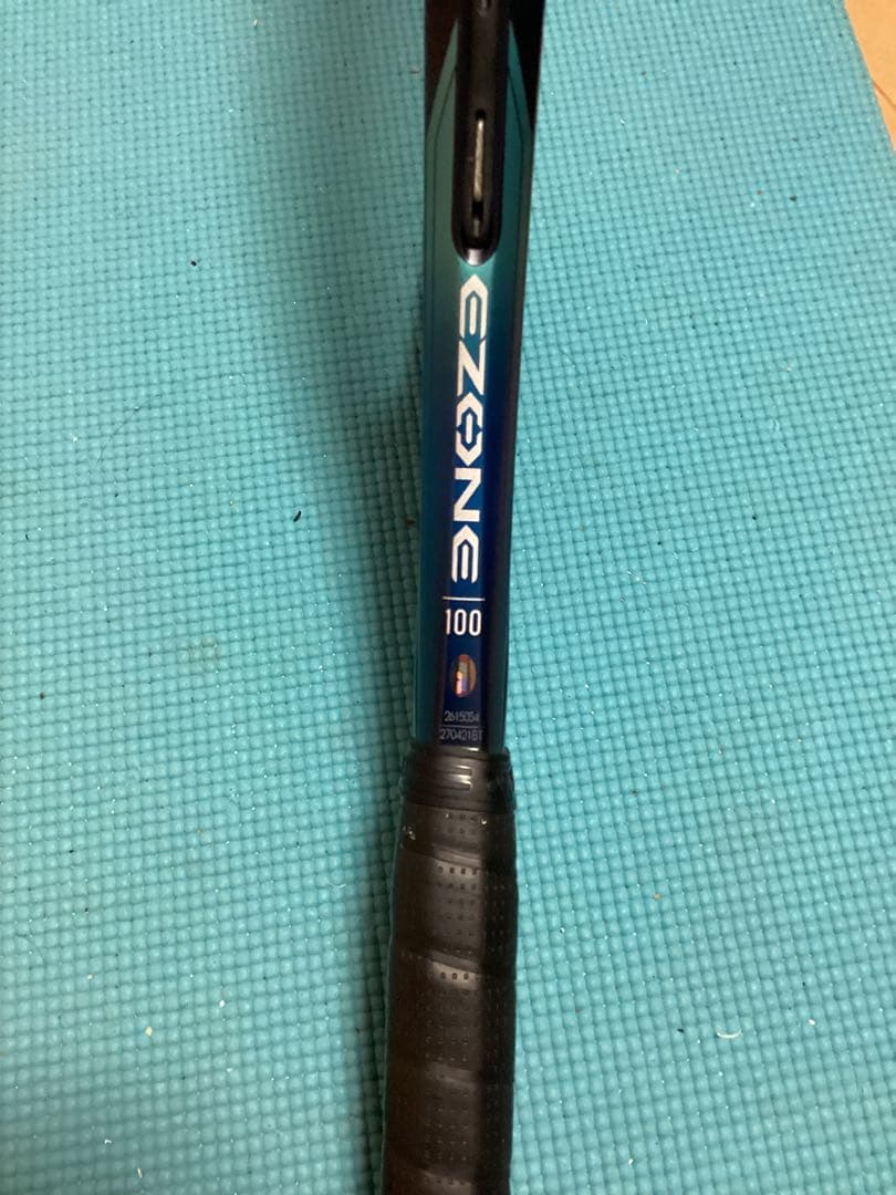 ヨネックスEゾーン100 カバー付き