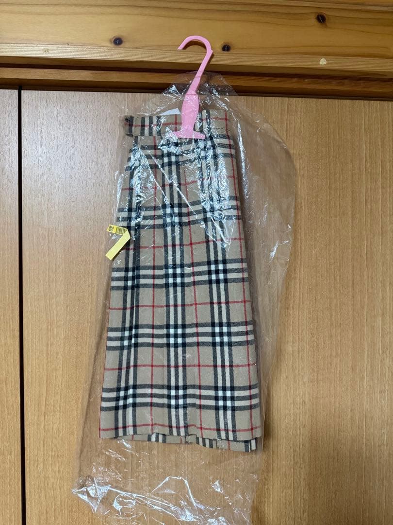 Glinda　バーバリー160スカート