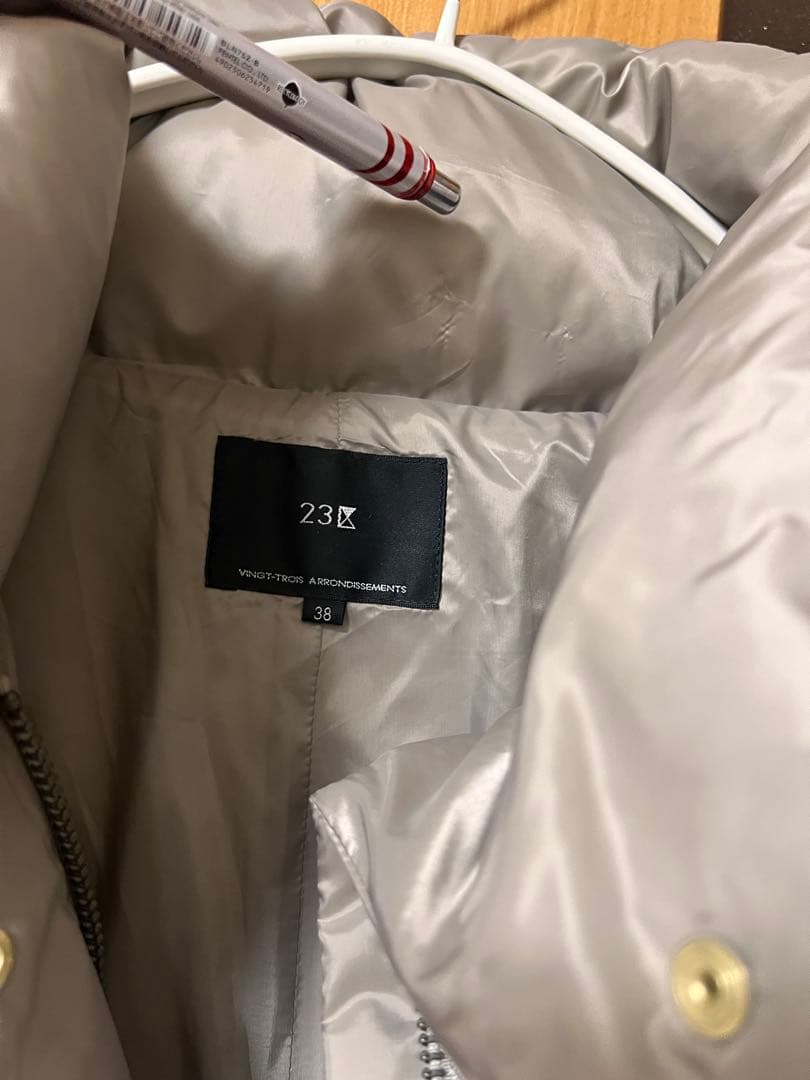 【Oggi掲載】シレータフタ ハイネック ショート ダウンコート23区新品難あり