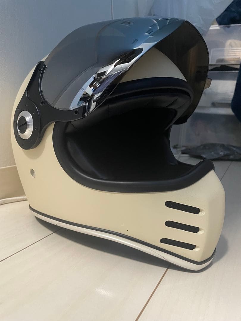 【定価2万】フルフェイスヘルメット　バイク