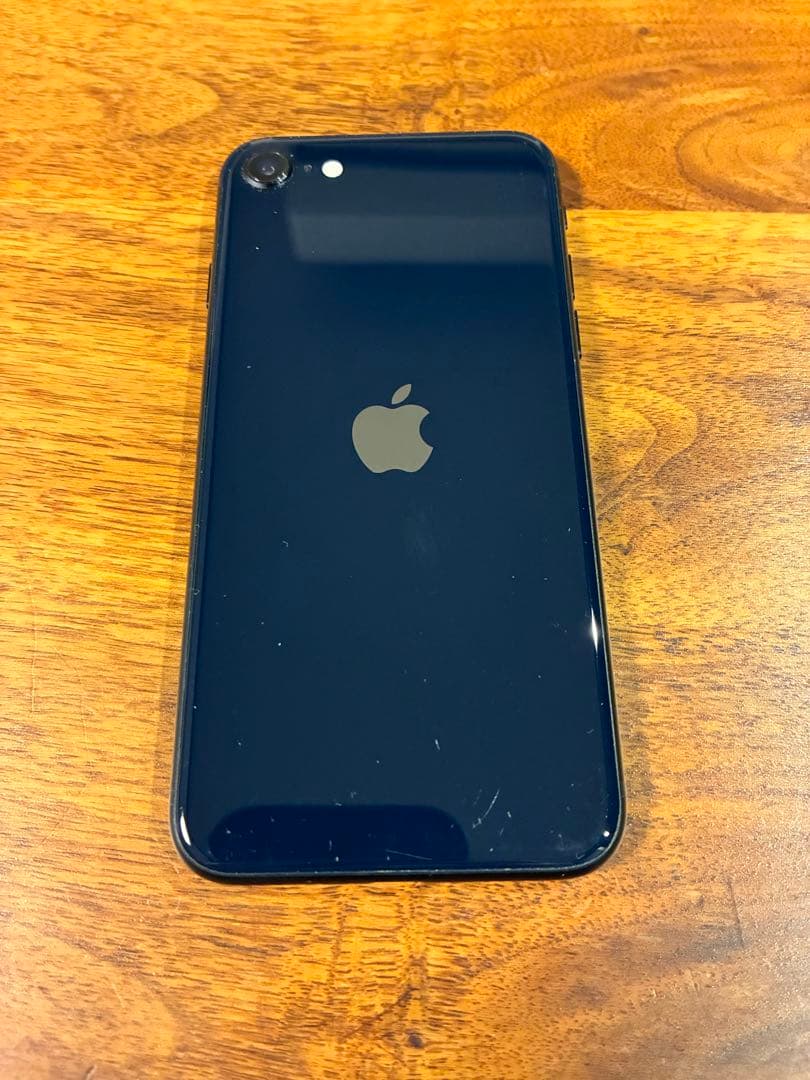 【超美品】iPhone SE（第３世代）64GB｜SIMフリー