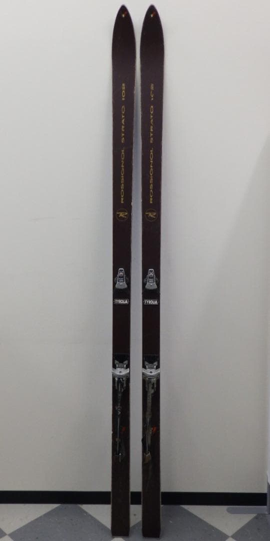 ROSSIGNOL STRATO 102 スキー板・ストック コンパーデル付き