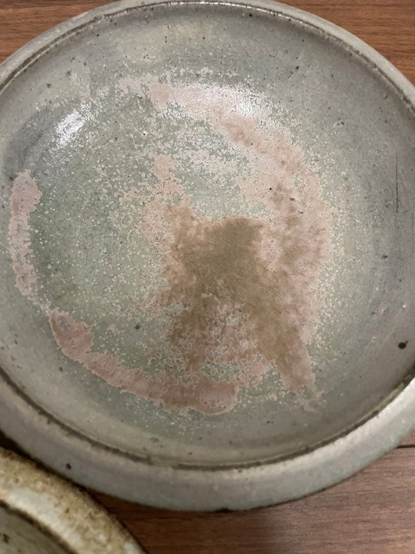 小林徹也さん　石皿