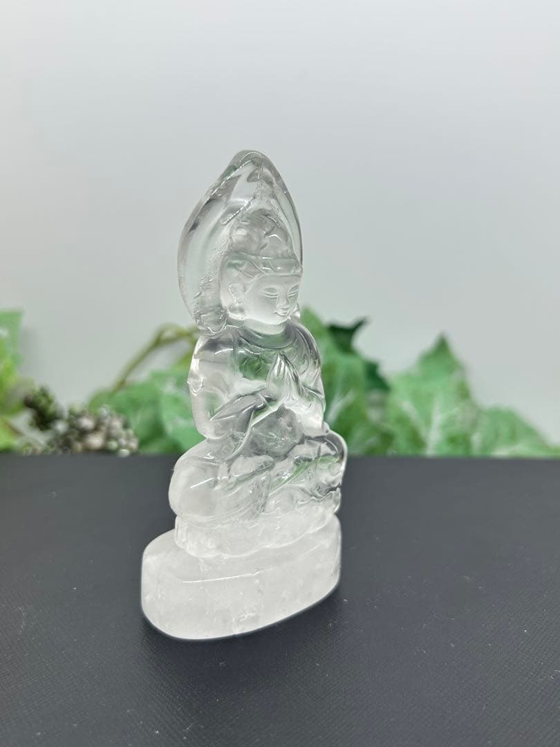 天然石水晶　観音菩薩様置物　No.2334