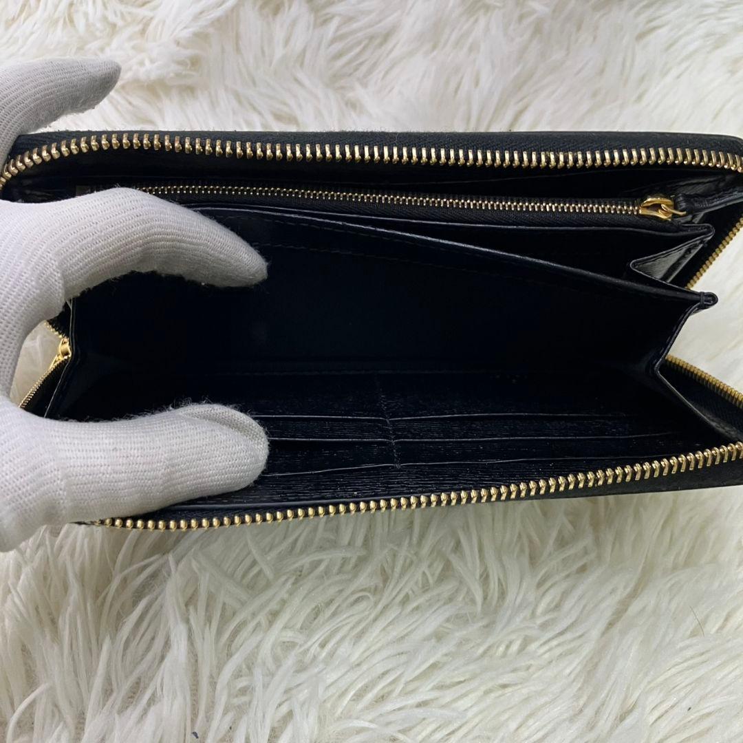 【ニコイチ様】現行　GUCCI スクリプト　ジップアラウンドウォレット