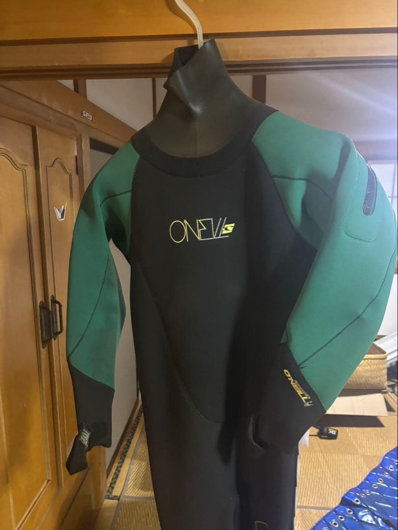 オニール　ドライスーツ5ミリ3ミリ