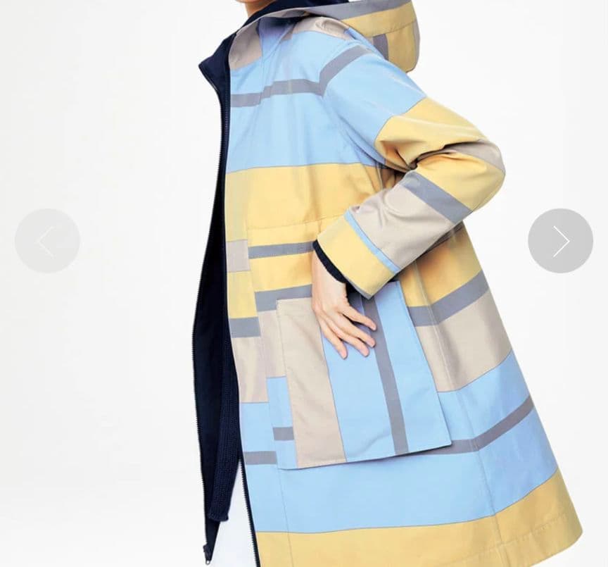 新品　ドゥクラッセ　DoCLASSE　二重織　リバーシブル・フードコート