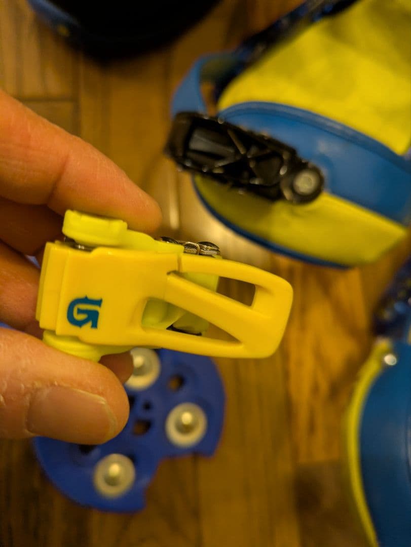 キッズ　スノーボードセット　GRAY BURTON 125cm