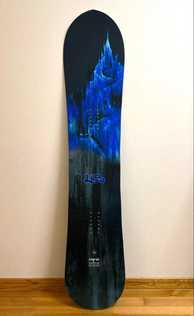 レア！21-22 LIBTECH STUMP APE 157W スタンプエイプ