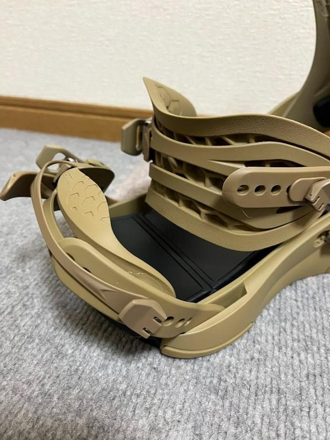 FLUX CV Mサイズ 24-25モデル 極美品
