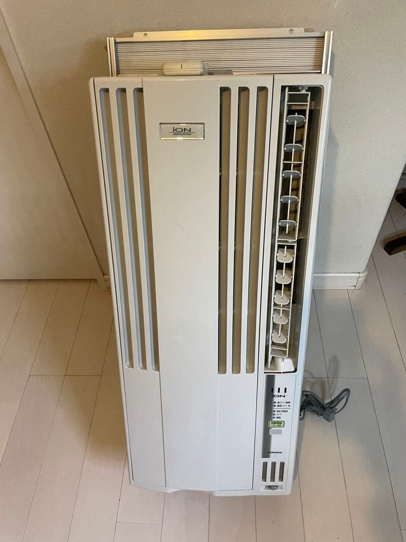 幸運のチャック　引き取り限定窓用エアコン CW-A1617 2017年製