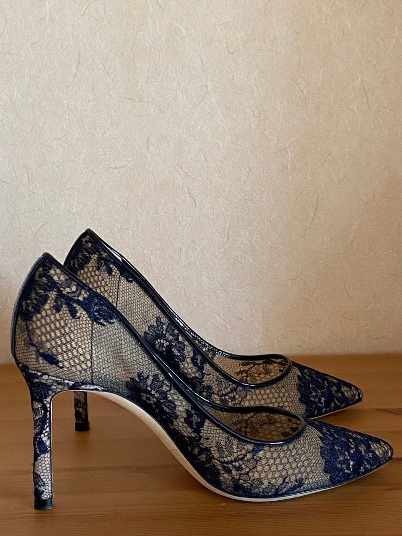 お値下げ　美品　ジミーチュウ　レースパンプス