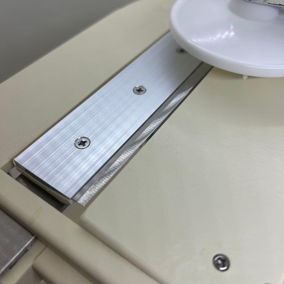 新品　キャベツくん 本体 手動 千切り スライサー 新品交換替刃3枚付 千葉工業