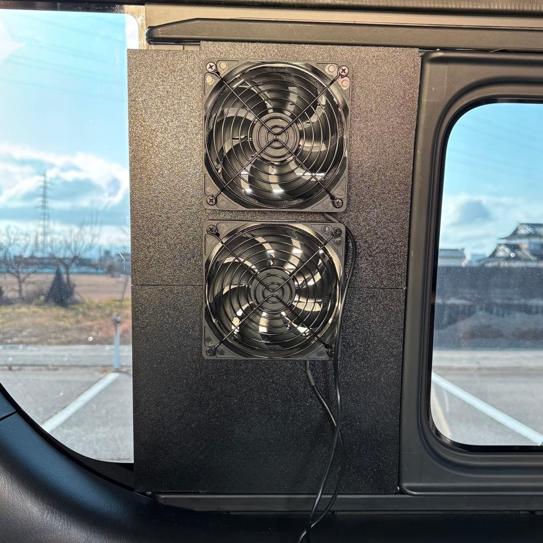ハイエース 換気扇 2連 ４型 USBファンルーバー 助手席側 ネット+ケース付
