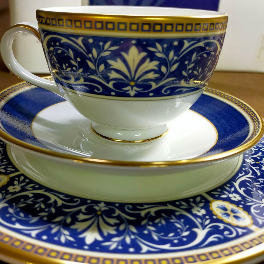   CHALLINOR ロイヤルドルトン チャリノー