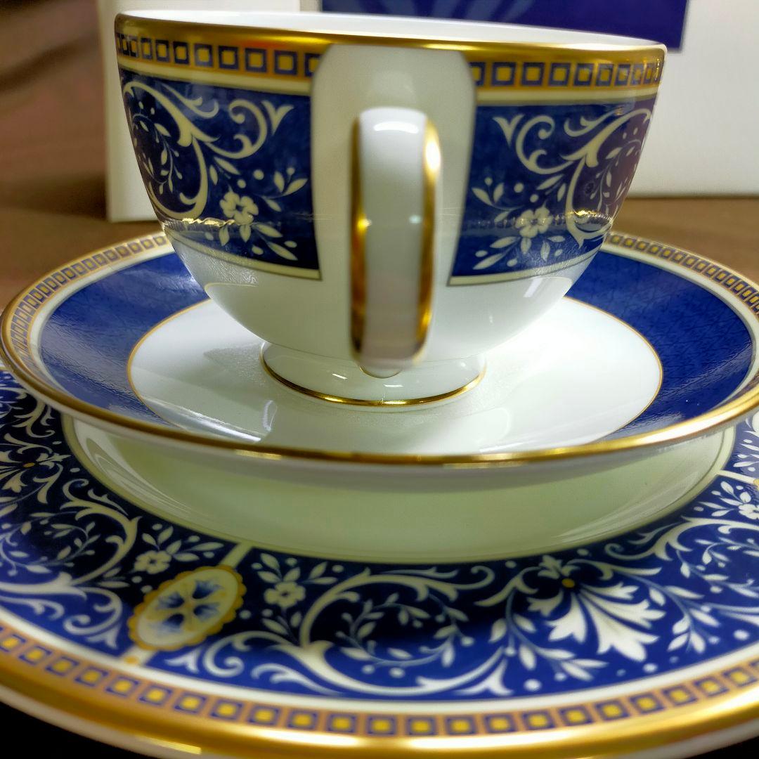   CHALLINOR ロイヤルドルトン チャリノー