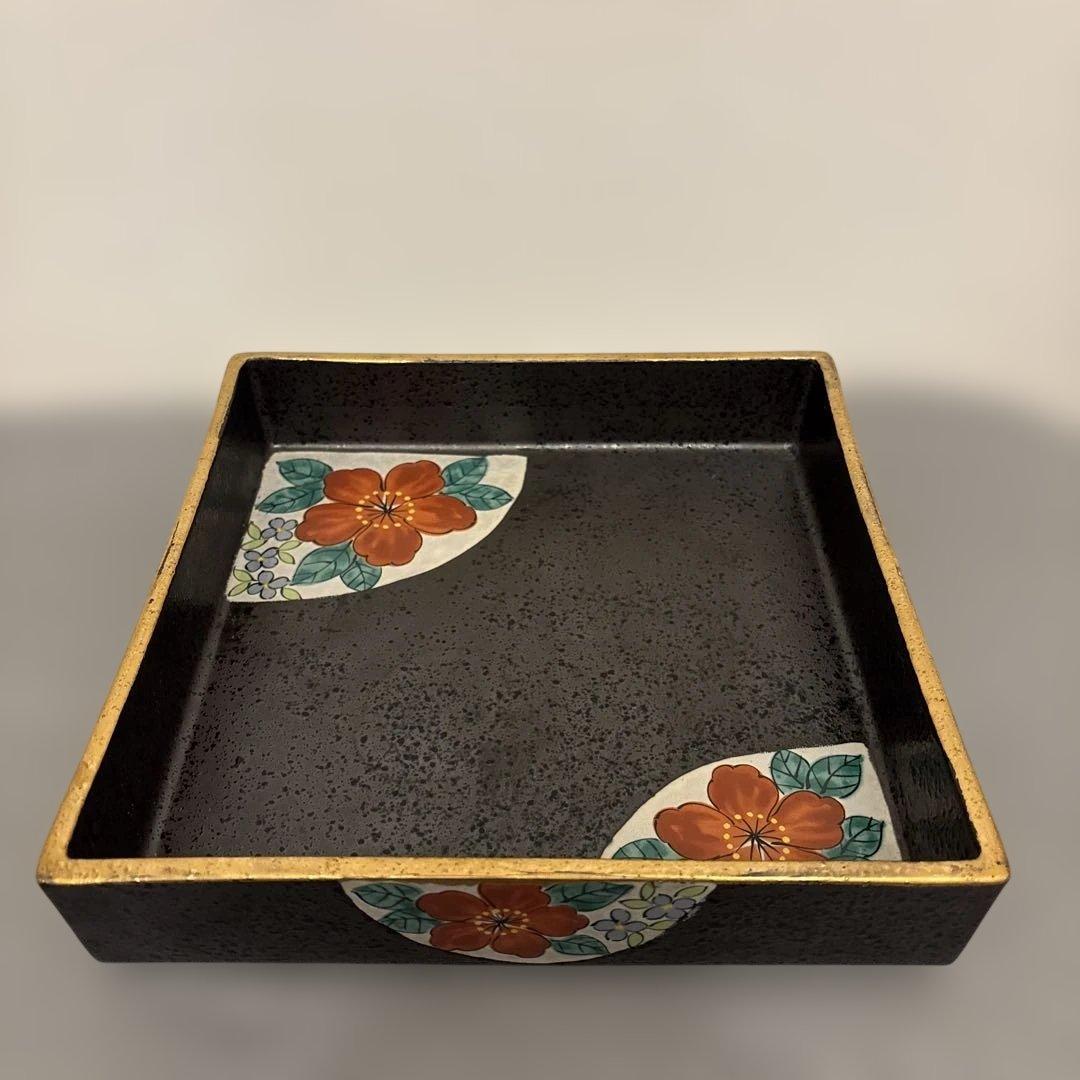 舞陶館　錦花紋　盛鉢